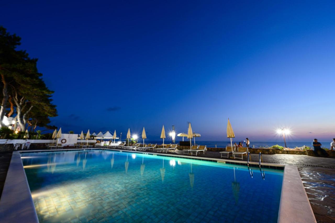 Villaggio Stella Del Sud & Resort Pisciotta Exterior foto
